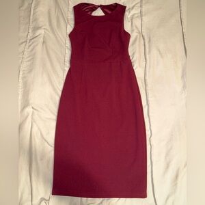 Lulus Speak Sweetly Burgundy Lace Bodycon
Backless Midi Dress ♥️ size S